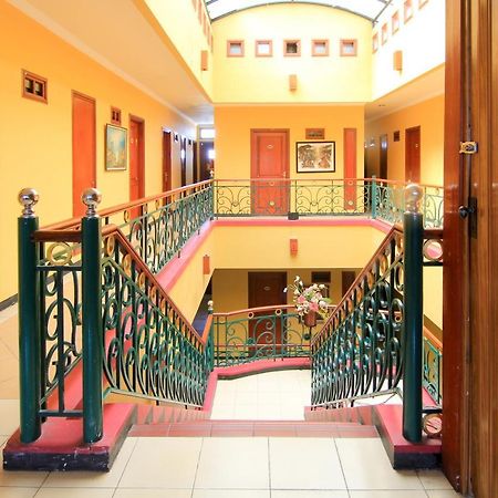Hotel Pasah Asi Surabaja Exteriér fotografie